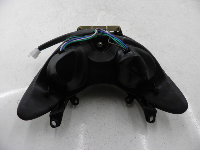 photo de SCHEINWERFER JM MOTOR S-MAX 125 (2010 - 2014) - Details der Befestigungspunkte