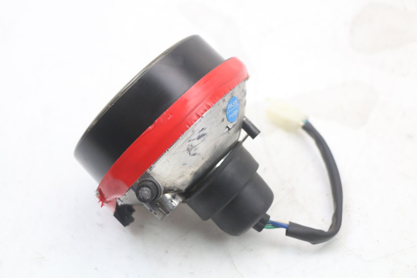 photo de SCHEINWERFER JM MOTORS VX 125 (2022 - 2025) - Alternative Perspektive