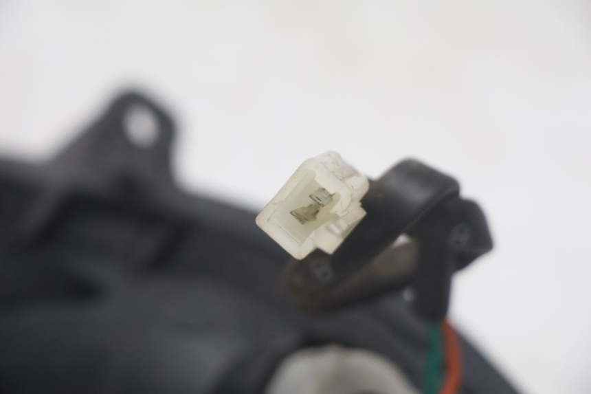photo de VORDERSCHEINWERFER PEUGEOT KISBEE 2T 50 (2010 - 2017) - Weitere Ansicht des Artikels