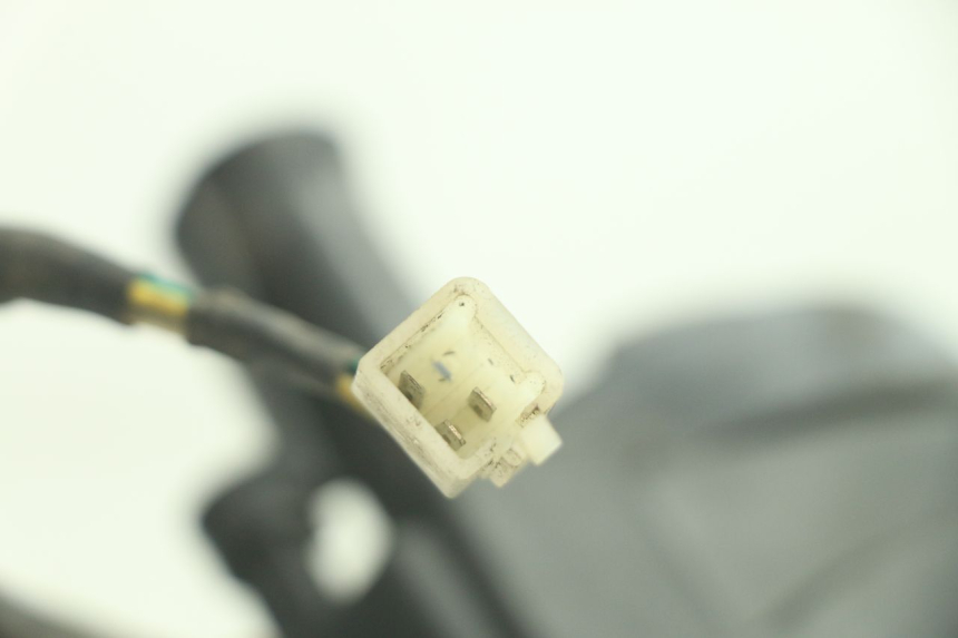 photo de VORDERSCHEINWERFER PEUGEOT KISBEE 4T 50 (2018 - 2022) - Oberflächenzustand und Material