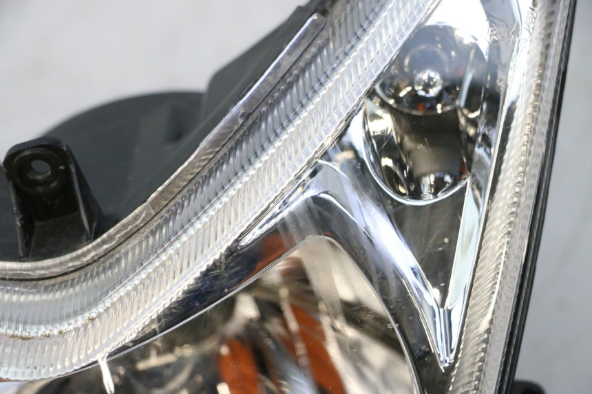 photo de VORDERSCHEINWERFER PEUGEOT KISBEE 4T 50 (2018 - 2022) - Charakteristische Merkmale