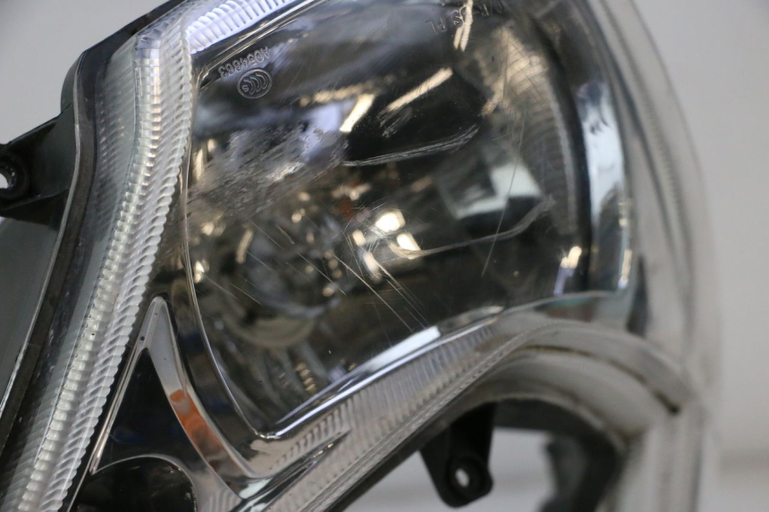 photo de VORDERSCHEINWERFER PEUGEOT KISBEE 4T 50 (2010 - 2017) - Weitere Ansicht des Artikels