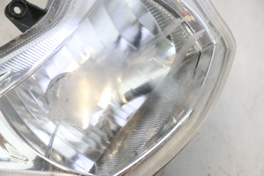photo de VORDERSCHEINWERFER PEUGEOT KISBEE 4T 50 (2018 - 2022) - Charakteristische Merkmale