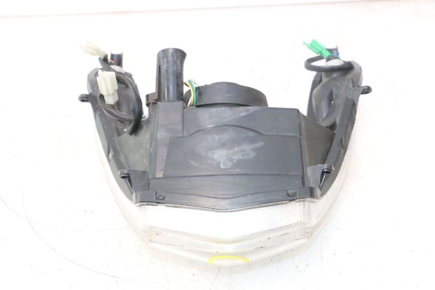 photo de VORDERSCHEINWERFER PEUGEOT KISBEE 4T 50 (2018 - 2022) - Hochauflösende Nahaufnahme