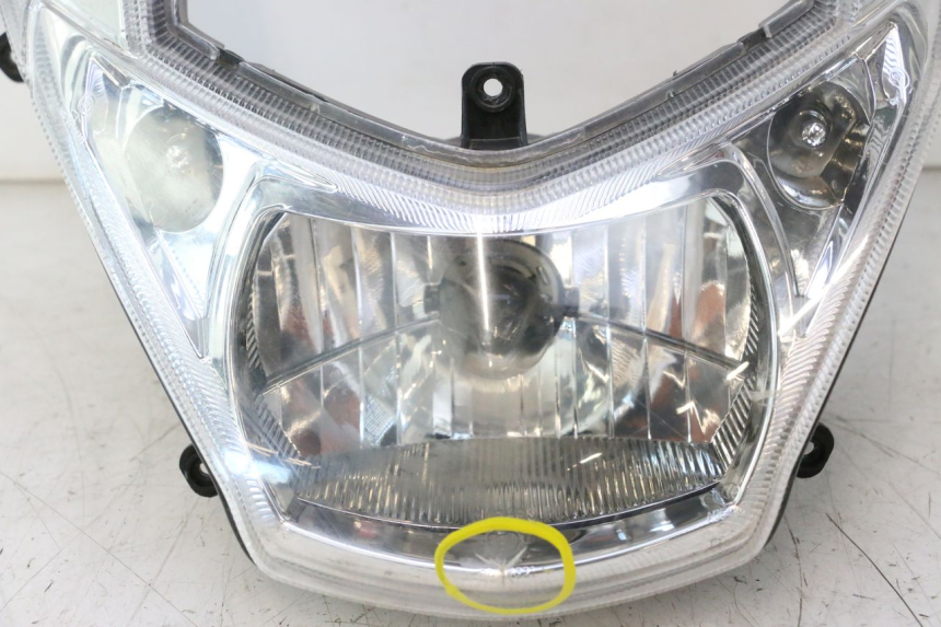 photo de VORDERSCHEINWERFER PEUGEOT KISBEE 4T 50 (2018 - 2022) - Details der Befestigungspunkte