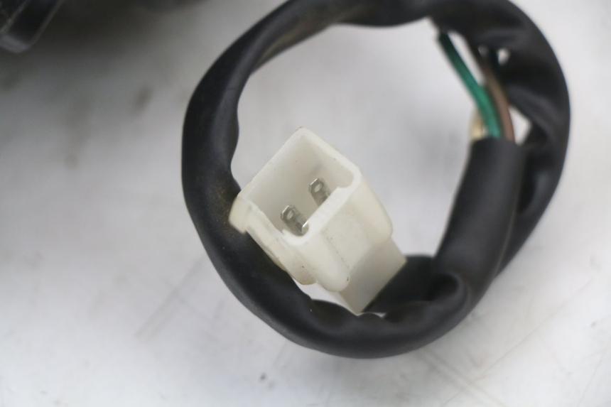 photo de SCHEINWERFER ORCAL KITE 4T 50 (2019 - 2023) - Oberflächenzustand und Material