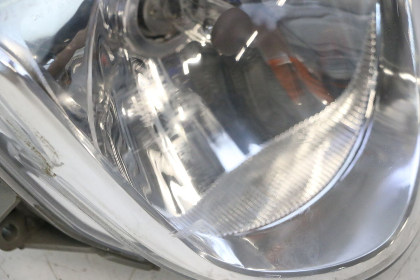 photo de VORDERLICHT PIAGGIO LIBERTY IGET 4T 50 (2015 - 2020) - Weitere Ansicht des Artikels