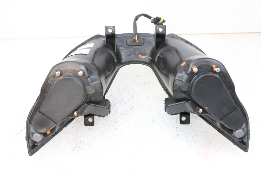 photo de SCHEINWERFER PIAGGIO MP3 HPE 300 (2019 - 2026) - Kennzeichnungen und Originalreferenzen