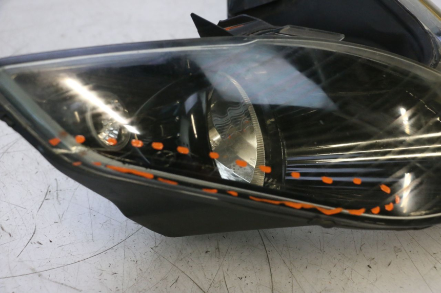 photo de SCHEINWERFER PIAGGIO MP3 RL 250 (2006 - 2010) - Zoom auf Gebrauchszustand