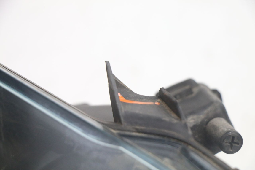 photo de SCHEINWERFER PIAGGIO MP3 125 (2006 - 2014) - Zoom auf Gebrauchszustand