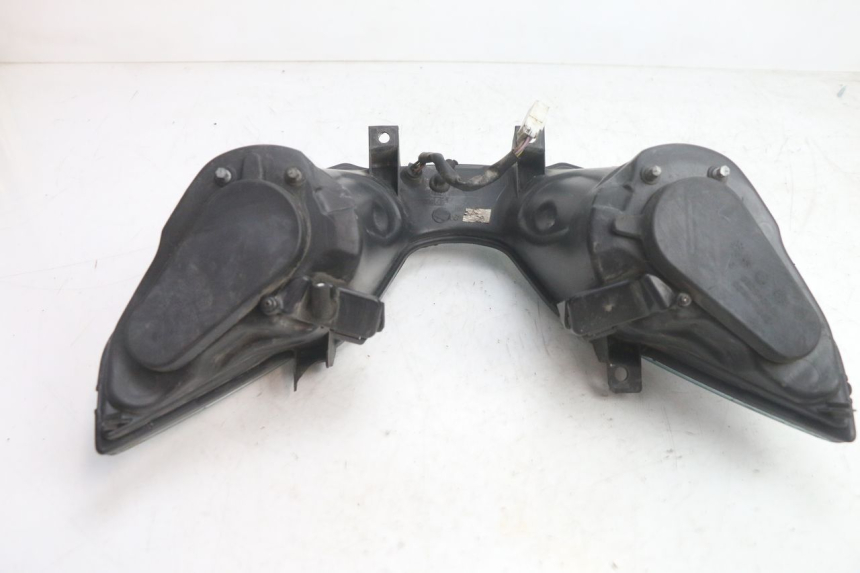 photo de SCHEINWERFER PIAGGIO MP3 125 (2006 - 2014) - Details der Befestigungspunkte