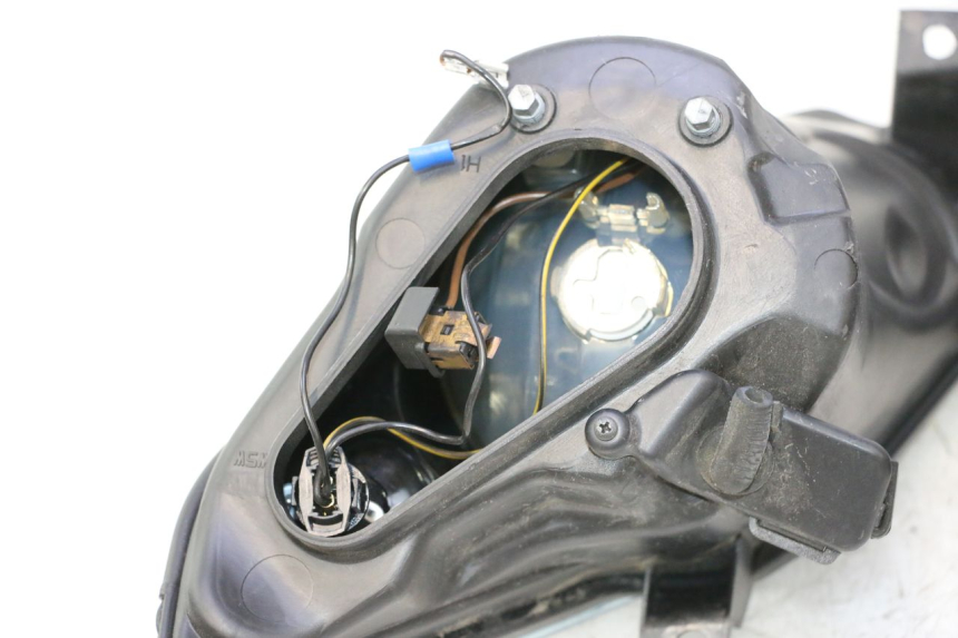 photo de SCHEINWERFER PIAGGIO MP3 125 (2006 - 2014) - Charakteristische Merkmale