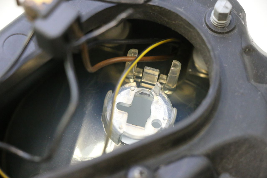 photo de SCHEINWERFER PIAGGIO MP3 125 (2006 - 2014) - Gesamtansicht des Produkts