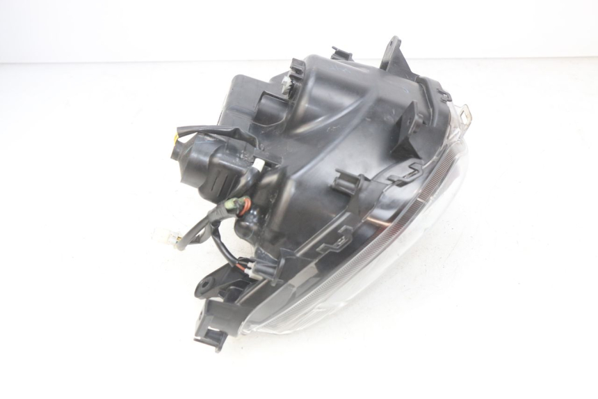 photo de SCHEINWERFER YAMAHA N-MAX NMAX 125 (2017 - 2020) - Charakteristische Merkmale