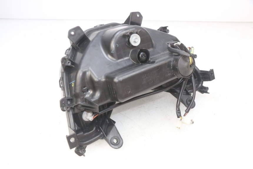 photo de SCHEINWERFER YAMAHA N-MAX NMAX 125 (2017 - 2020) - Kennzeichnungen und Originalreferenzen