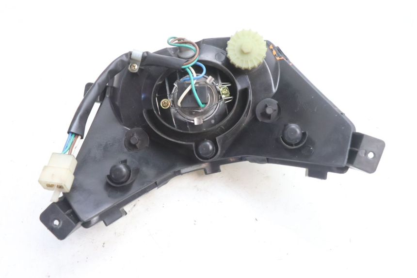 photo de SCHEINWERFER SYM ORBIT III 3 4T 50 (2021 - 2025) - Oberflächenzustand und Material