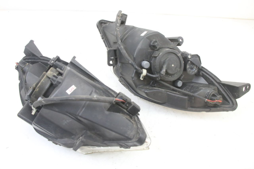 photo de SCHEINWERFER PEUGEOT SATELIS 125 (2013 - 2018) - Gesamtansicht des Produkts