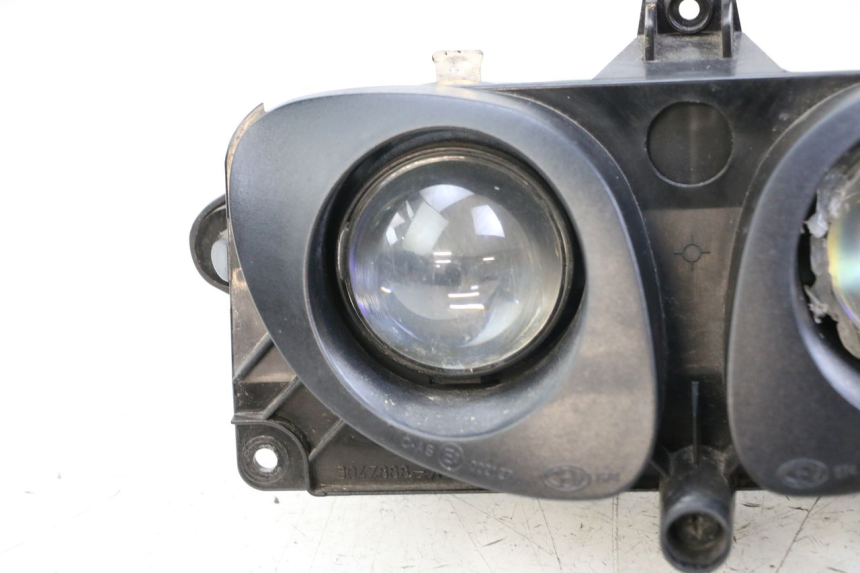 photo de SCHEINWERFER PEUGEOT TKR TREKKER FURIOUS 50 (2005 - 2014) - Oberflächenzustand und Material