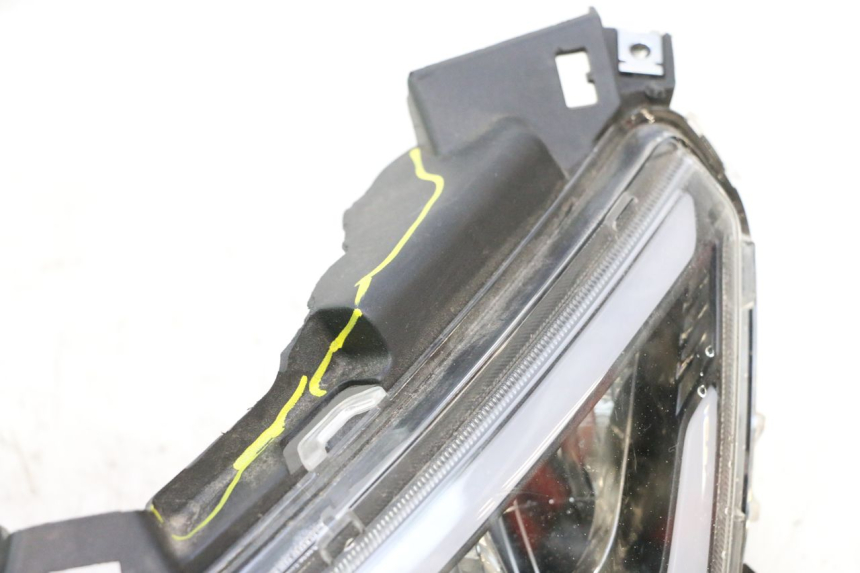 photo de SCHEINWERFER JM MOTORS R-MAX TECH 50 (2024 - 2026) - Alternativer Blickwinkel