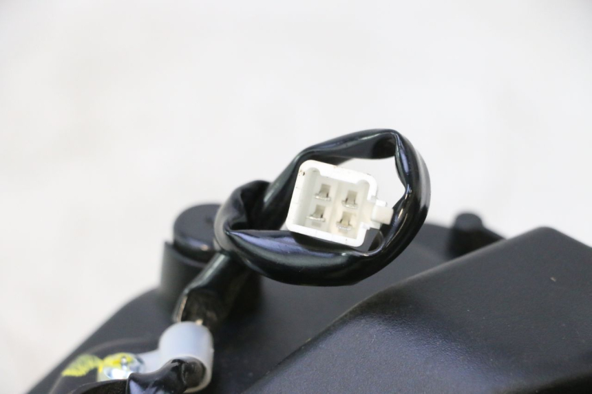 photo de SCHEINWERFER JM MOTORS R-MAX TECH 50 (2024 - 2026) - Geprüftes Gebrauchtteil