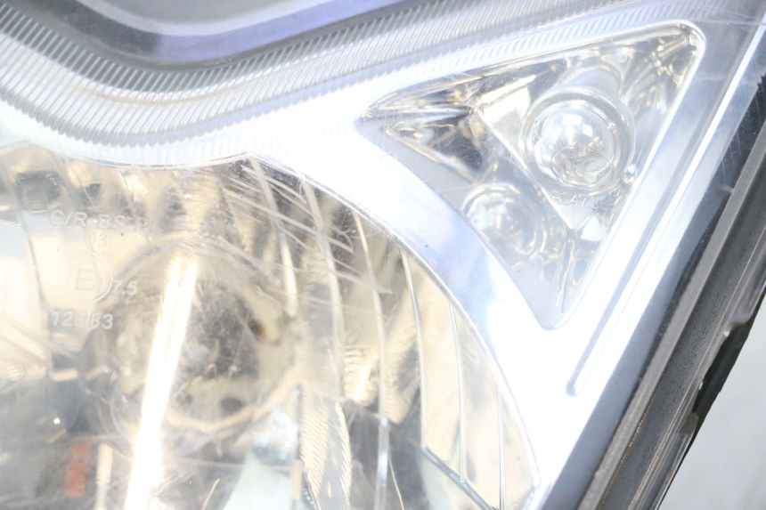 photo de VORDERSCHEINWERFER TNT MOTOR ROMA 10' 2T 50 (2011 - 2018) - Details der Befestigungspunkte