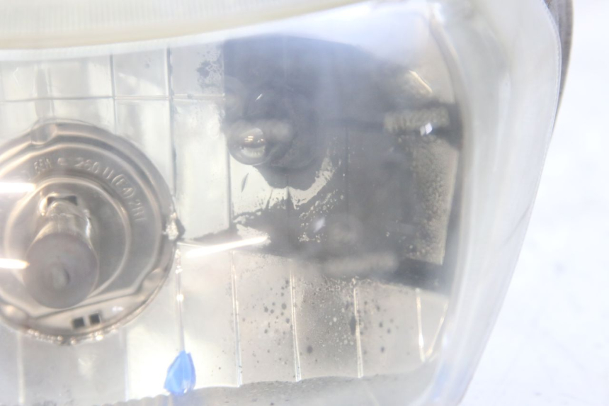 photo de SCHEINWERFER JM MOTORS SANTANA 50 (2014 - 2023) - Zoom auf Gebrauchszustand