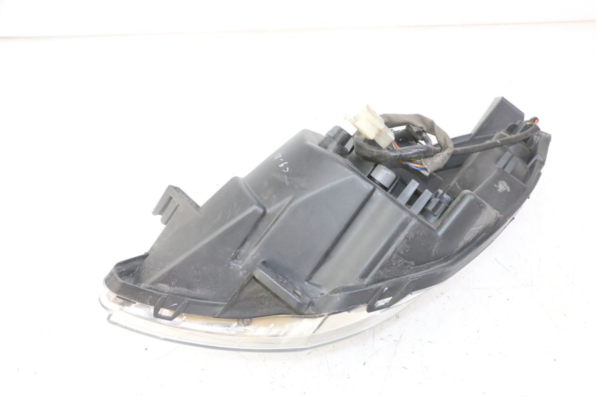 photo de SCHEINWERFER PEUGEOT SATELIS 125 (2013 - 2018) - Zoom auf Gebrauchszustand