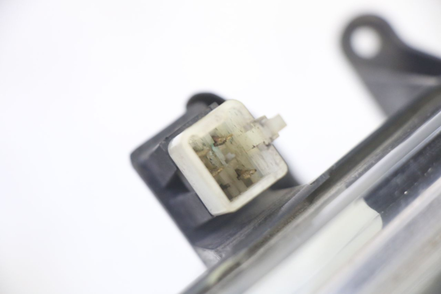 photo de SCHEINWERFER PEUGEOT SATELIS 125 (2006 - 2009) - Weitere Ansicht des Artikels