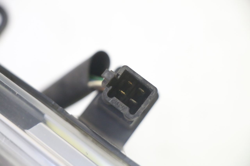 photo de SCHEINWERFER PEUGEOT SATELIS 125 (2006 - 2009) - Zoom auf Komponenten