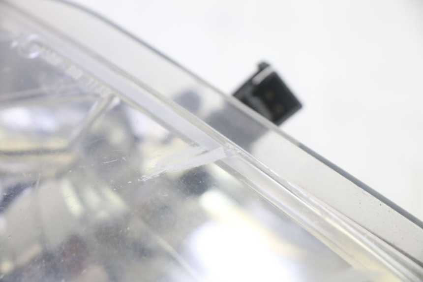 photo de SCHEINWERFER PEUGEOT SATELIS 125 (2006 - 2009) - Alternative Perspektive