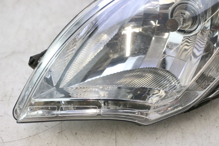 photo de SCHEINWERFER PEUGEOT SATELIS 125 (2013 - 2018) - Zoom auf Komponenten
