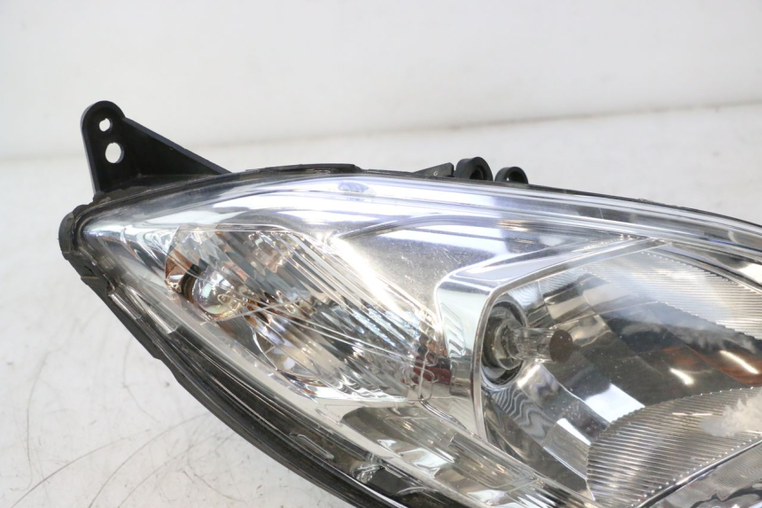 photo de SCHEINWERFER PEUGEOT SATELIS 125 (2013 - 2018) - Ergänzendes Produktfoto