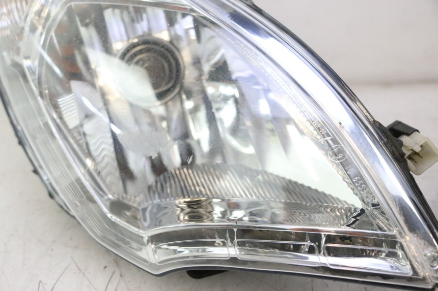 photo de SCHEINWERFER PEUGEOT SATELIS 125 (2013 - 2018) - Detailansicht des Bauteils