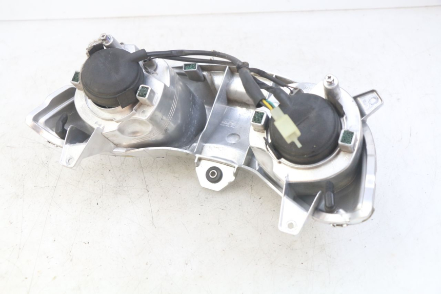 photo de VORDERSCHEINWERFER MBK SKYCRUISER 125 (2010 - 2013) - Zoom auf Gebrauchszustand