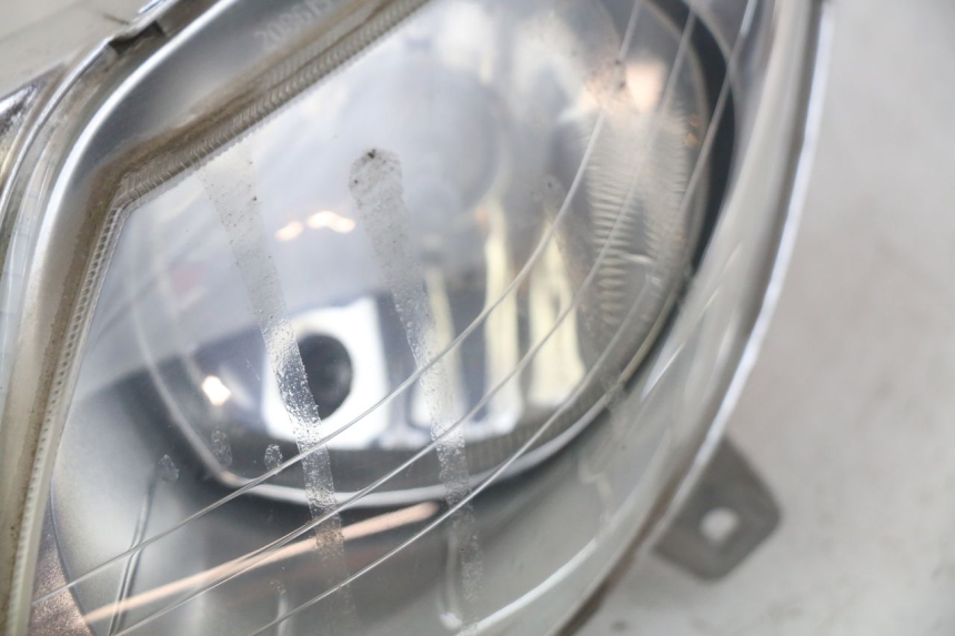 photo de VORDERSCHEINWERFER MBK SKYCRUISER 125 (2010 - 2013) - Details der Befestigungspunkte