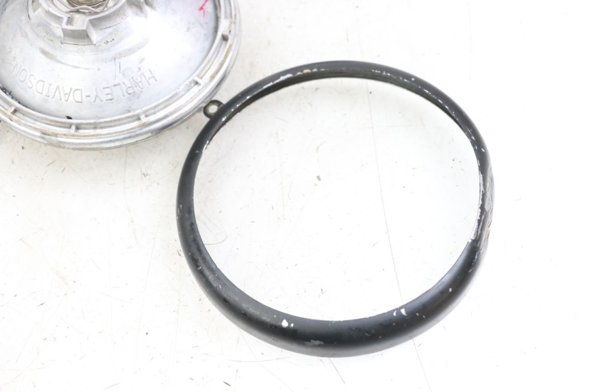 photo de FRONTSCHEINWERFER HARLEY DAVIDSON SPORTSTER XL CUSTOM 1200 (2003 - 2004) - Oberflächenzustand und Material