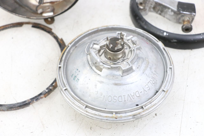 photo de FRONTSCHEINWERFER HARLEY DAVIDSON SPORTSTER XL CUSTOM 1200 (2003 - 2004) - Kennzeichnungen und Originalreferenzen