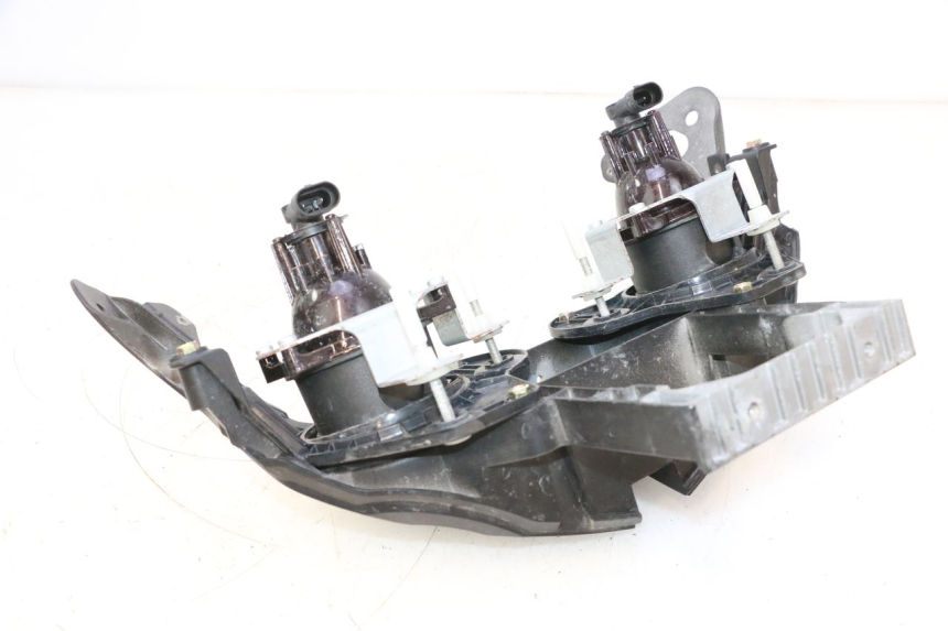 photo de SCHEINWERFER CAN-AM SPYDER RS 1000 (2008 - 2012) - Details der Befestigungspunkte