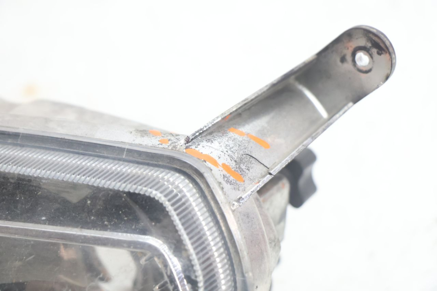 photo de VORDERSCHEINWERFER APRILIA SR 2T 50 (2012 - 2017) - Zoom auf Gebrauchszustand