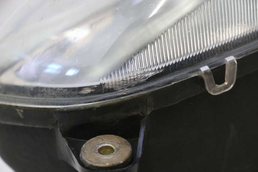 photo de SCHEINWERFER DUCATI SS IE DS CARENEE 1000 (2002 - 2006) - Oberflächenzustand und Material