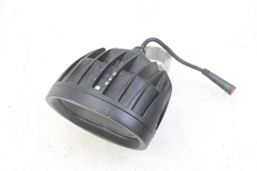 photo de VORDERLICHT NAMI STELLAR 1 - Zoom auf Gebrauchszustand