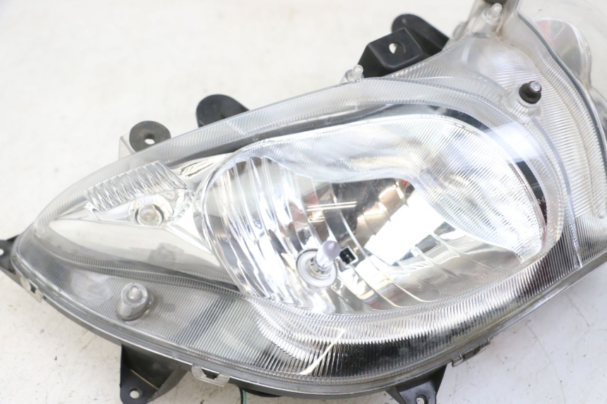 photo de SCHEINWERFER SUZUKI BURGMAN 125 (2018 - 2021) - Detailansicht des Bauteils
