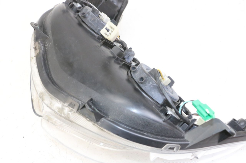 photo de SCHEINWERFER SUZUKI BURGMAN 125 (2018 - 2021) - Technische Nahaufnahme