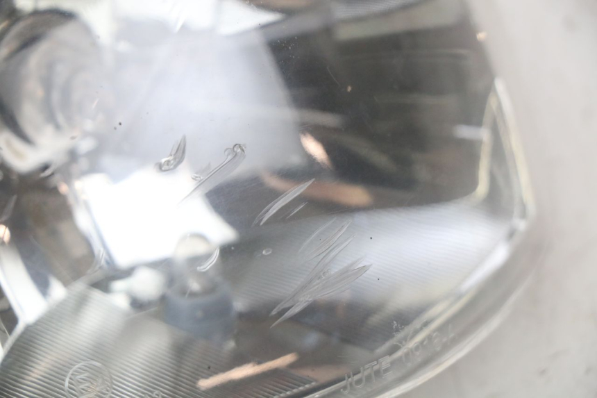 photo de VORDERSCHEINWERFER PEUGEOT TWEET 4T 50 (2010 - 2014) - Zoom auf Gebrauchszustand