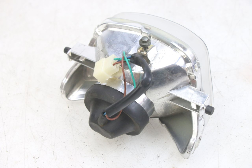 photo de VORDERLICHT PEUGEOT TWEET 4T 50 (2014 - 2019) - Details der Befestigungspunkte