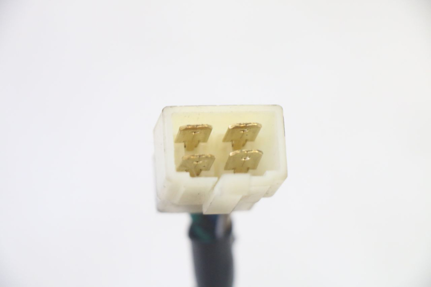 photo de SCHEINWERFER PEUGEOT TWEET PRO EFI 4T 50 (2021 - 2022) - Details der Befestigungspunkte