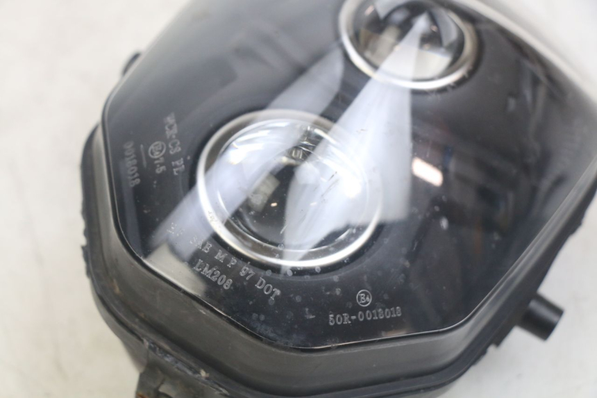 photo de VORDERSCHEINWERFER MOTRAC URBAN 4T 50 (2016 - 2024) - Oberflächenzustand und Material