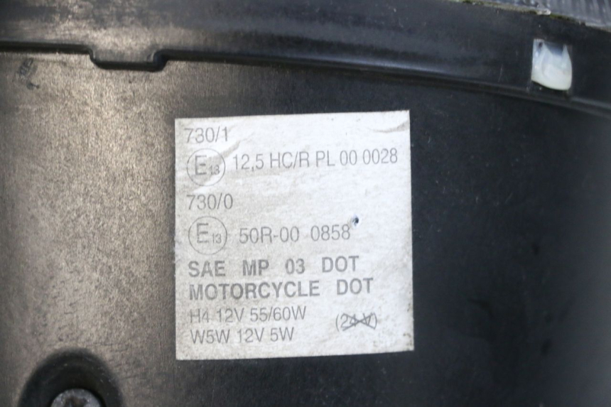 photo de VORDERSCHEINWERFER PIAGGIO VESPA GTS SUPER IE 125 (2009 - 2016) - Zoom auf Gebrauchszustand