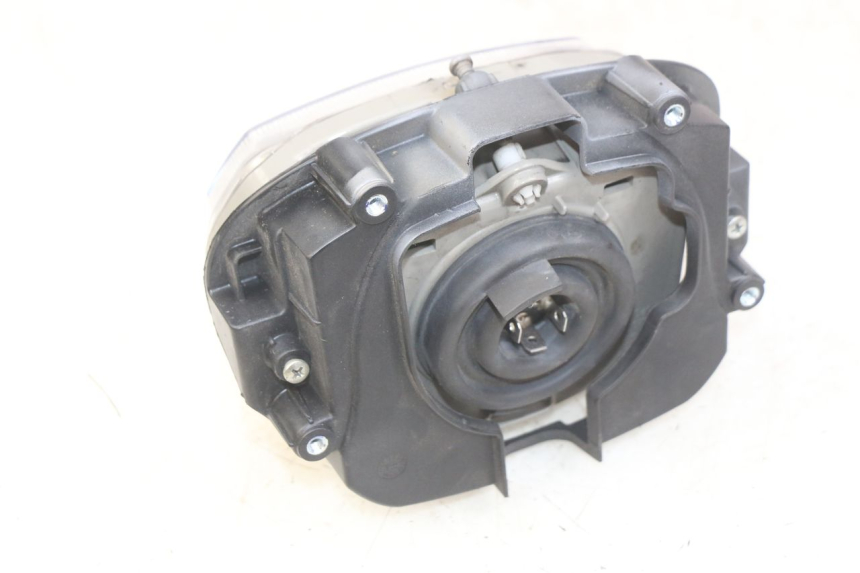 photo de VORDERSCHEINWERFER PIAGGIO VESPA SPRINT 2T 50 (2014 - 2018) - Details der Befestigungspunkte