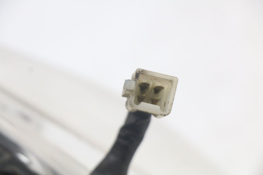 photo de VORDERSCHEINWERFER YAMAHA XMAX X-MAX 125 (2006 - 2009) - Oberflächenzustand und Material